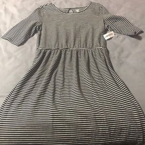 NWT Old navy Black and white stripe kids dress